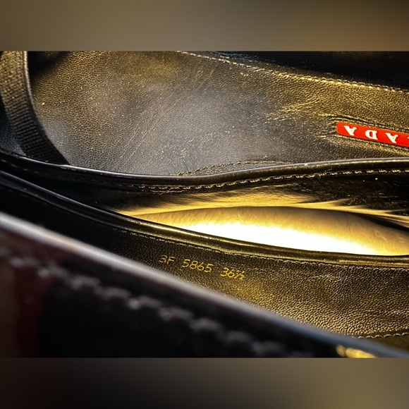 Black patent leather Prada ballet flats, 36.5, EUC - Picture 11 of 11
